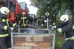 Fa alátétrekesz a tűzoltóknál