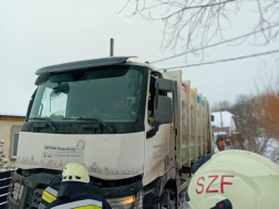 kukásautó mentése