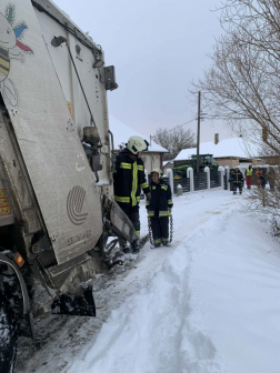kukásautó mentése
