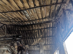 kigyulladt műhely oltása