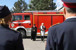 tűzoltóautó ünnepélyes átadása