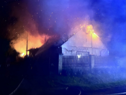 a kigyulladt épület oltása