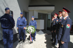 megemlékezés pillanatai