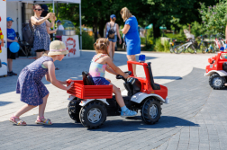 tűzoltóautó ünnepéplyes átadási ünnepsége