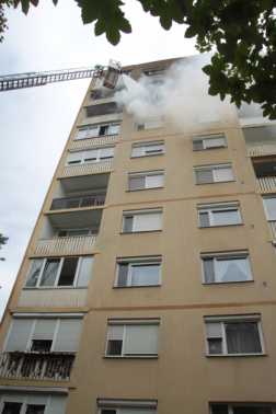 lakástűz oltásának pillanatai